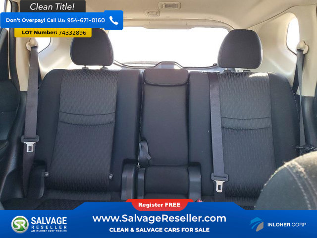 Used 2017 Nissan Rogue SV FWD image 13