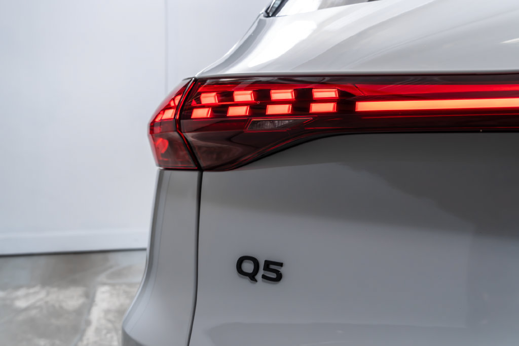 New 2026 Audi Q5 Premium Plus AWD/4WD image 13