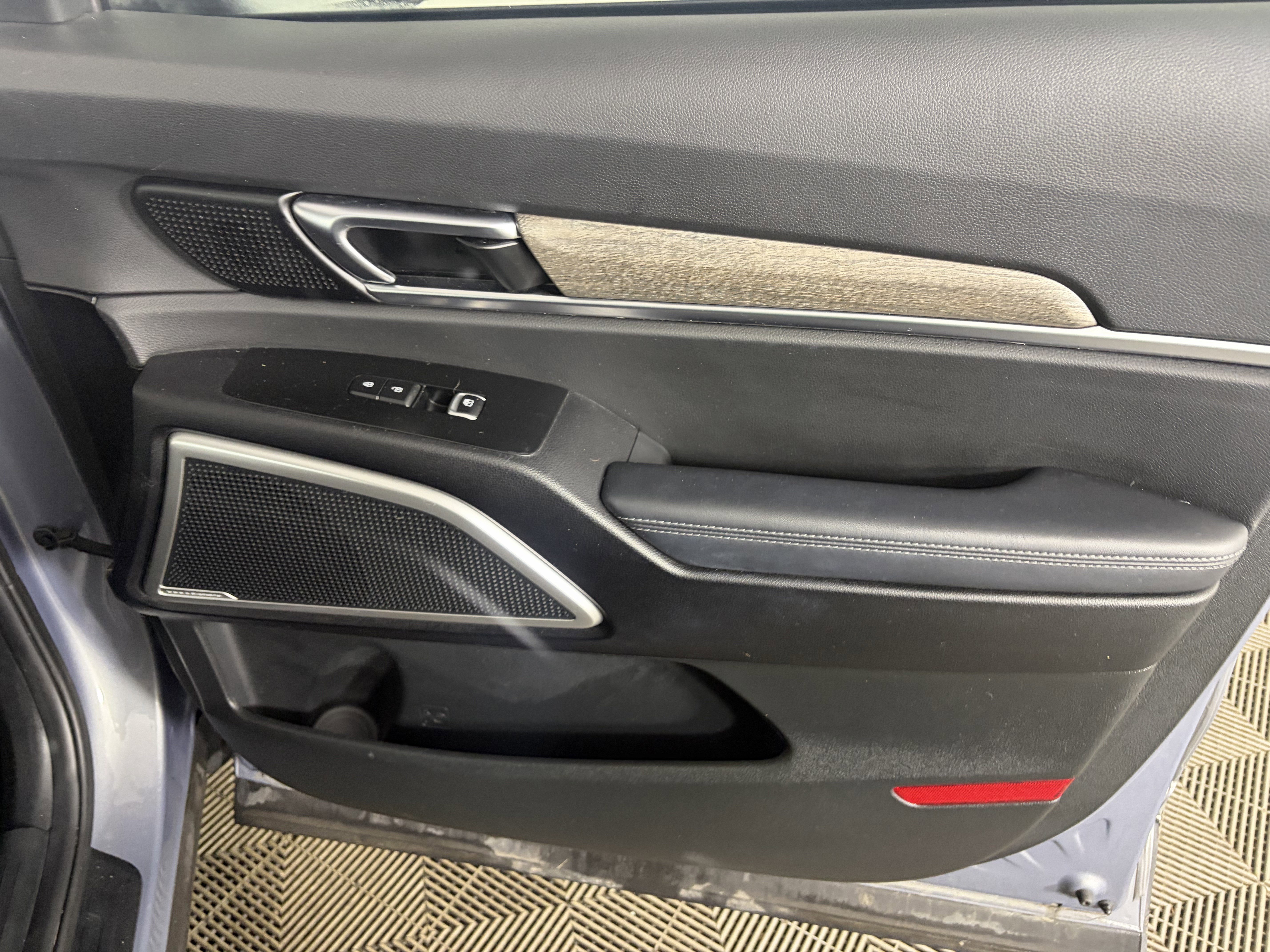 Used 2022 Kia Telluride EX w/ EX Premium Package image 45