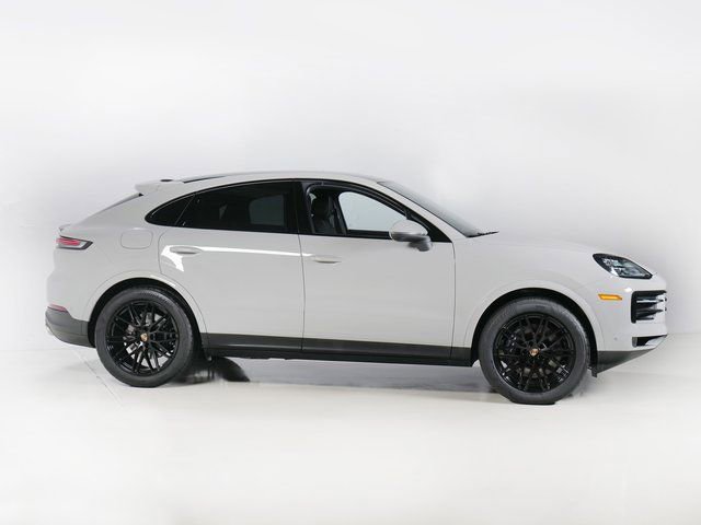 Certified 2026 Porsche Cayenne Coupe AWD/4WD image 8