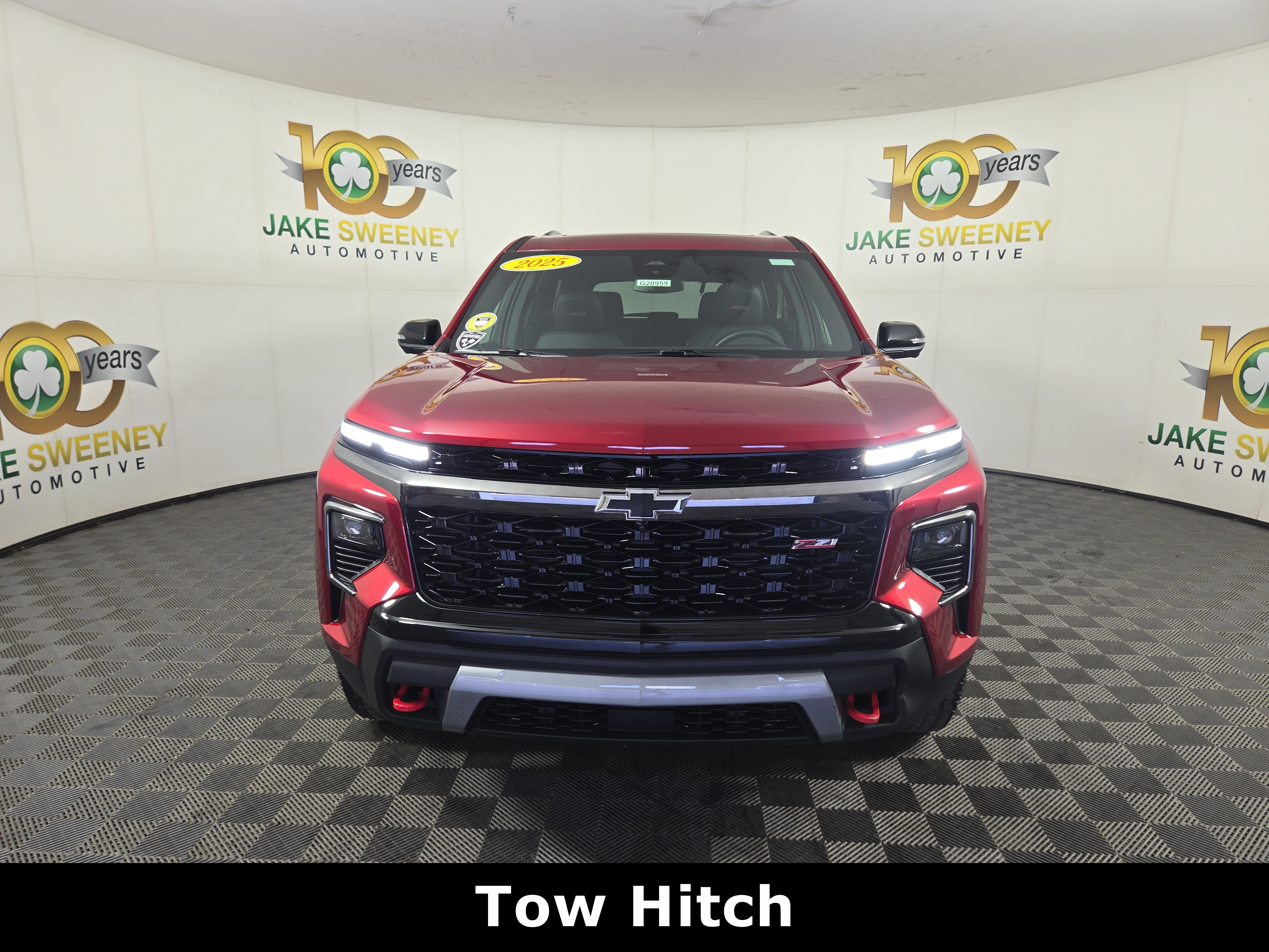 Certified 2025 Chevrolet Traverse Z71 w/ Driver Confidence Package AWD/4WD image 2