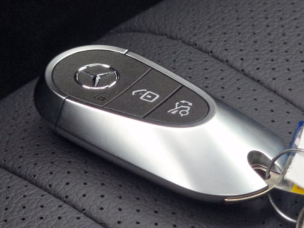 New 2027 Mercedes-Benz E 350 4MATIC Sedan image 38