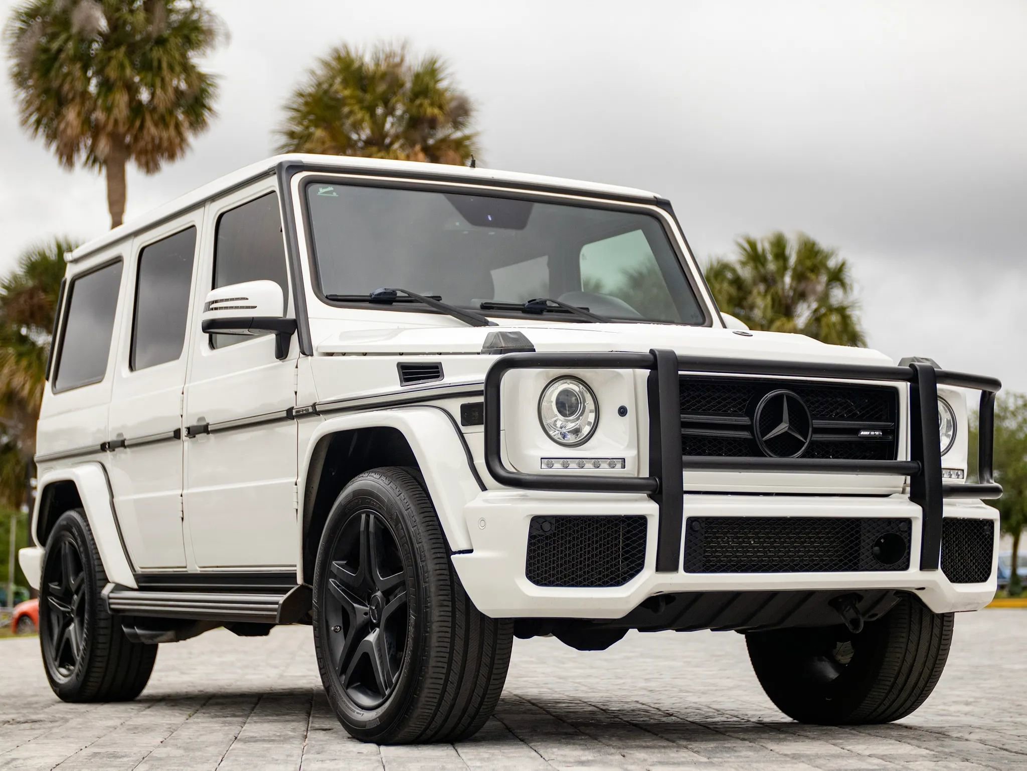 Used 2015 Mercedes-Benz G 63 AMG 4MATIC image 2