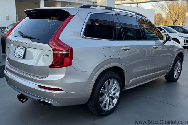 Used 2016 Volvo XC90 T6 Momentum w/ Momentum Plus Package image 5