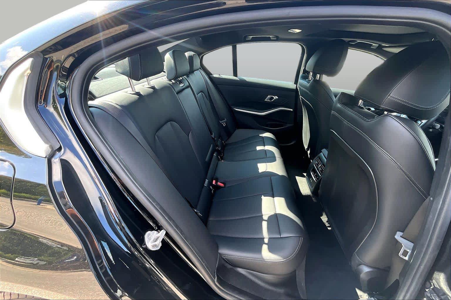 Used 2025 BMW 330i Sedan RWD image 19