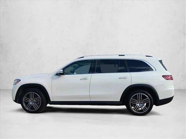 Used 2024 Mercedes-Benz GLS 450 4MATIC image 9