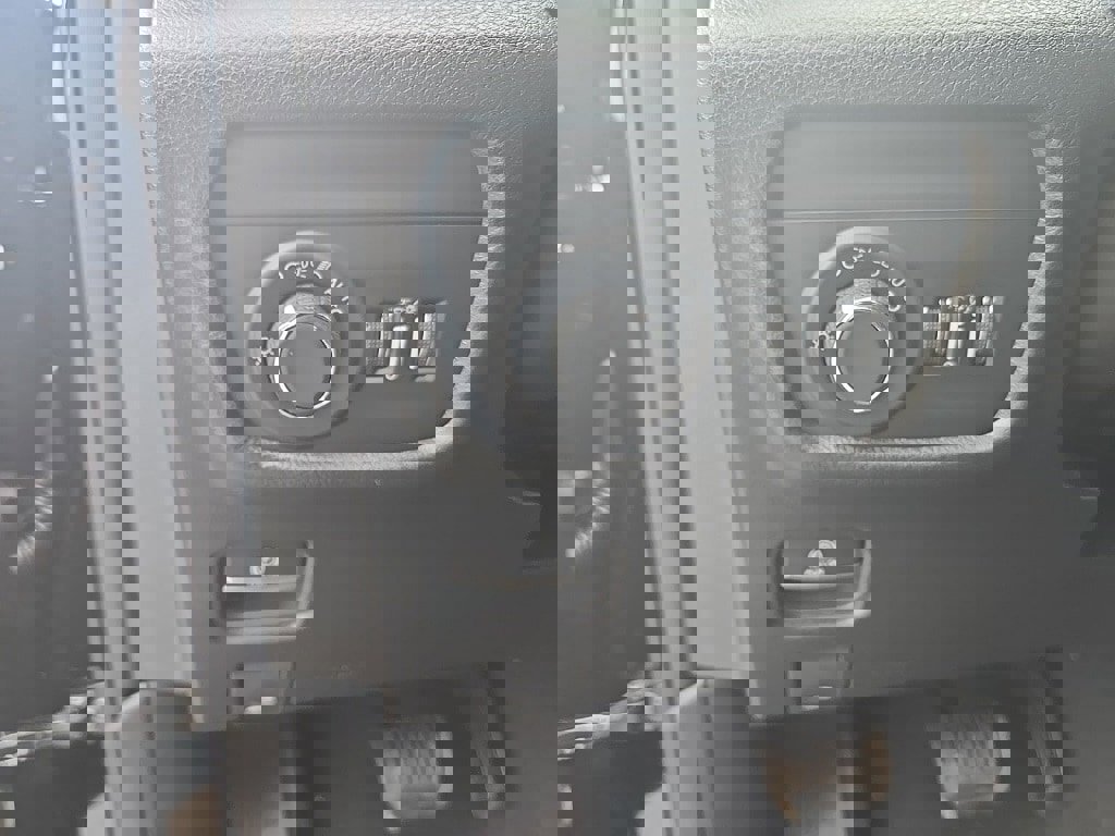 New 2025 Jeep Grand Cherokee Laredo X image 22