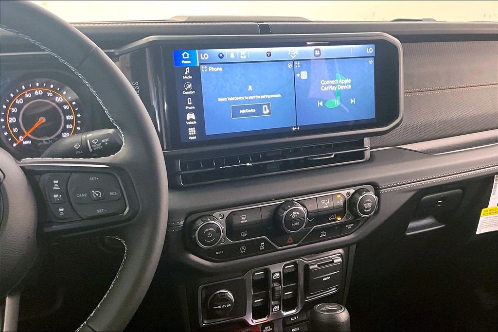 Used 2025 Jeep Gladiator Mojave AWD/4WD image 5