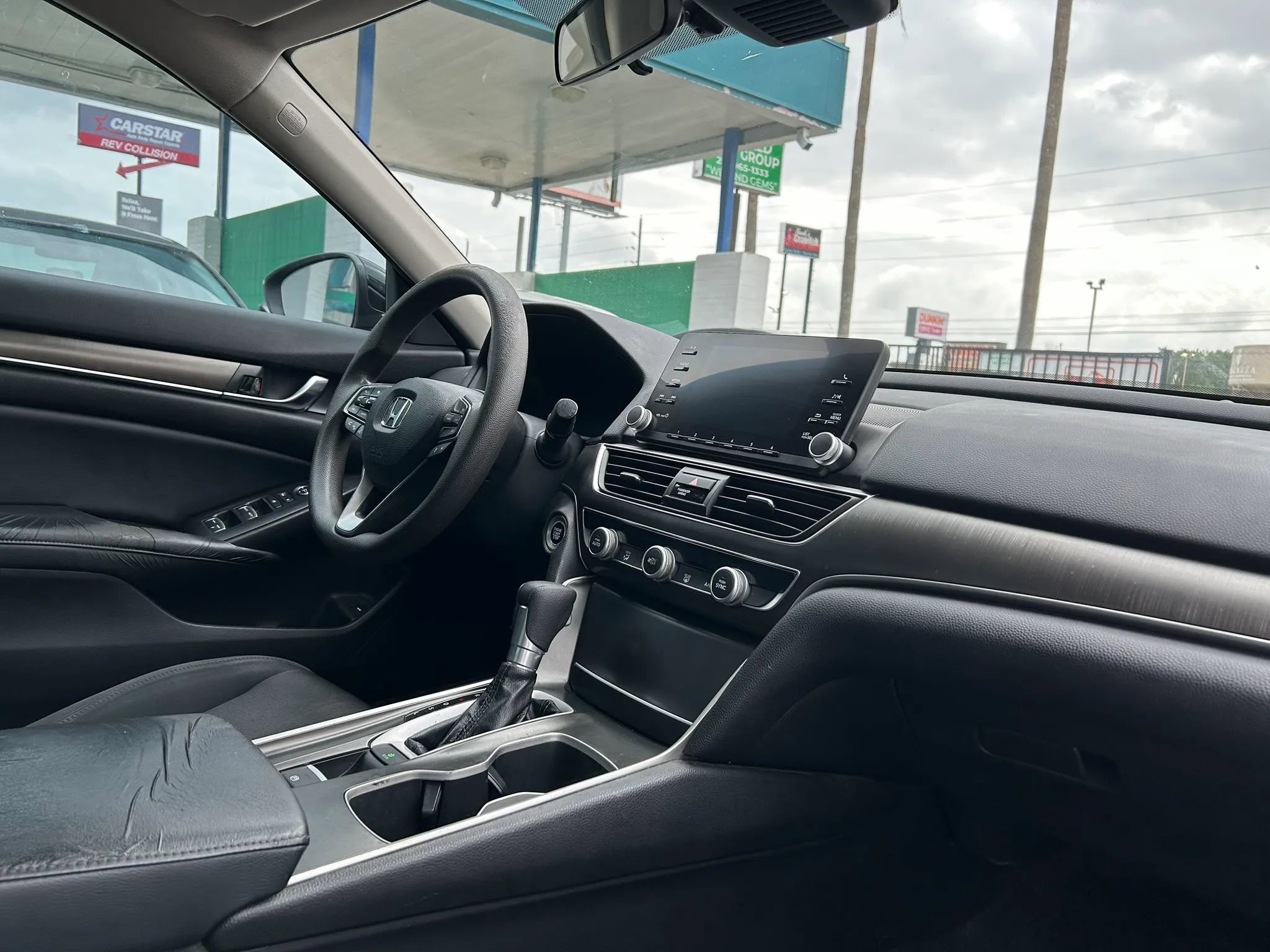 Used 2018 Honda Accord LX image 13