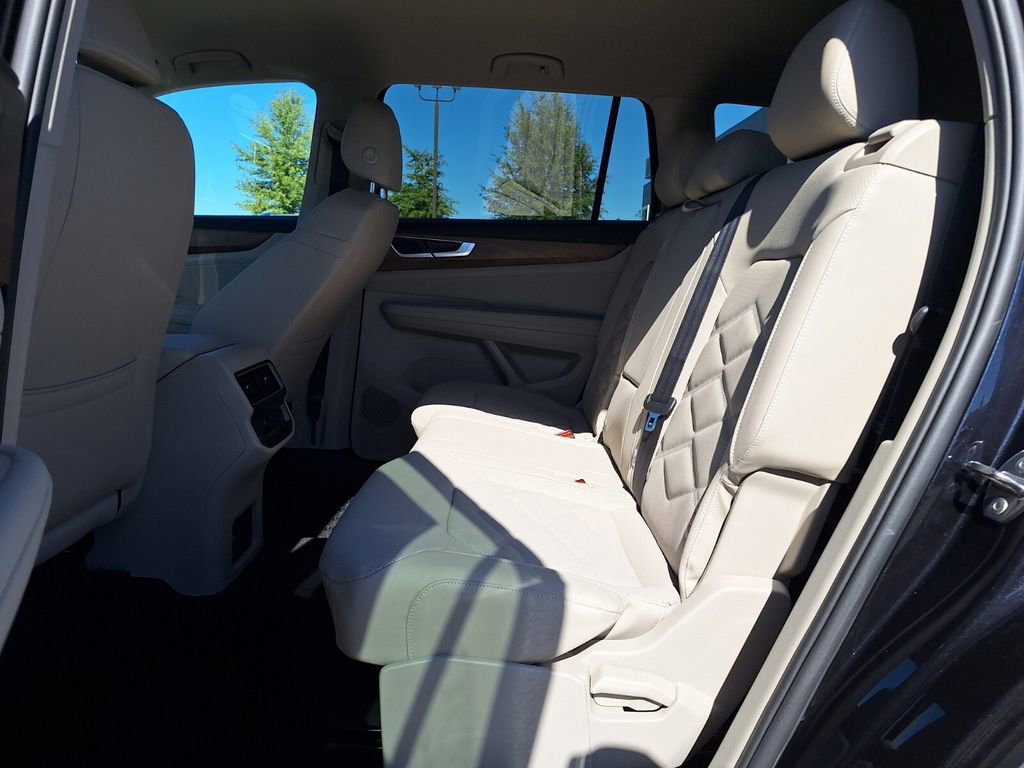 New 2026 Volkswagen Atlas SE image 11