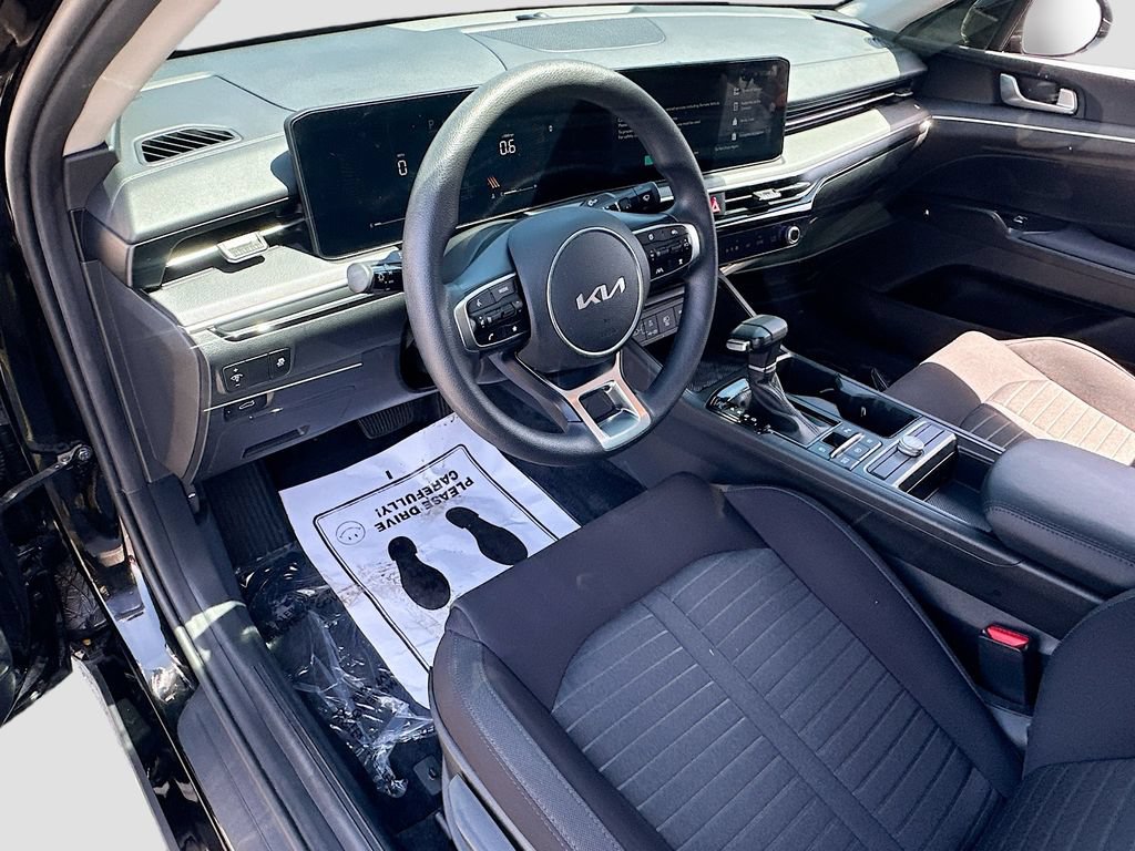 Certified 2025 Kia K5 LXS FWD image 9