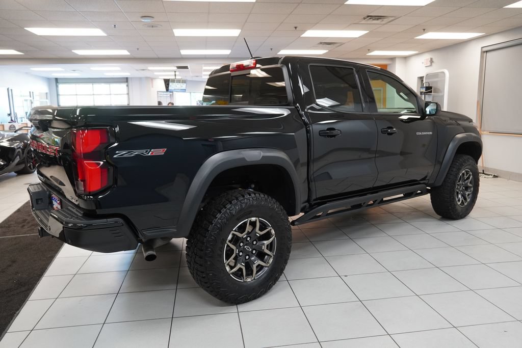 Used 2023 Chevrolet Colorado ZR2 w/ ZR2 Convenience Package III AWD/4WD image 13