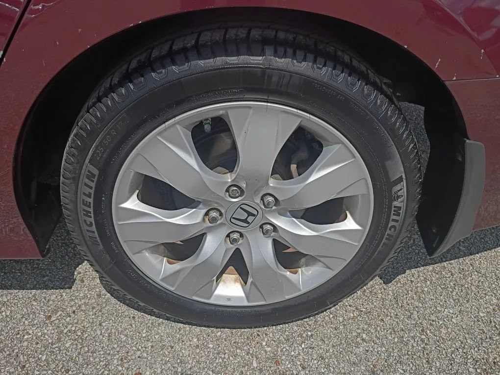 Used 2010 Honda Accord EX-L image 19