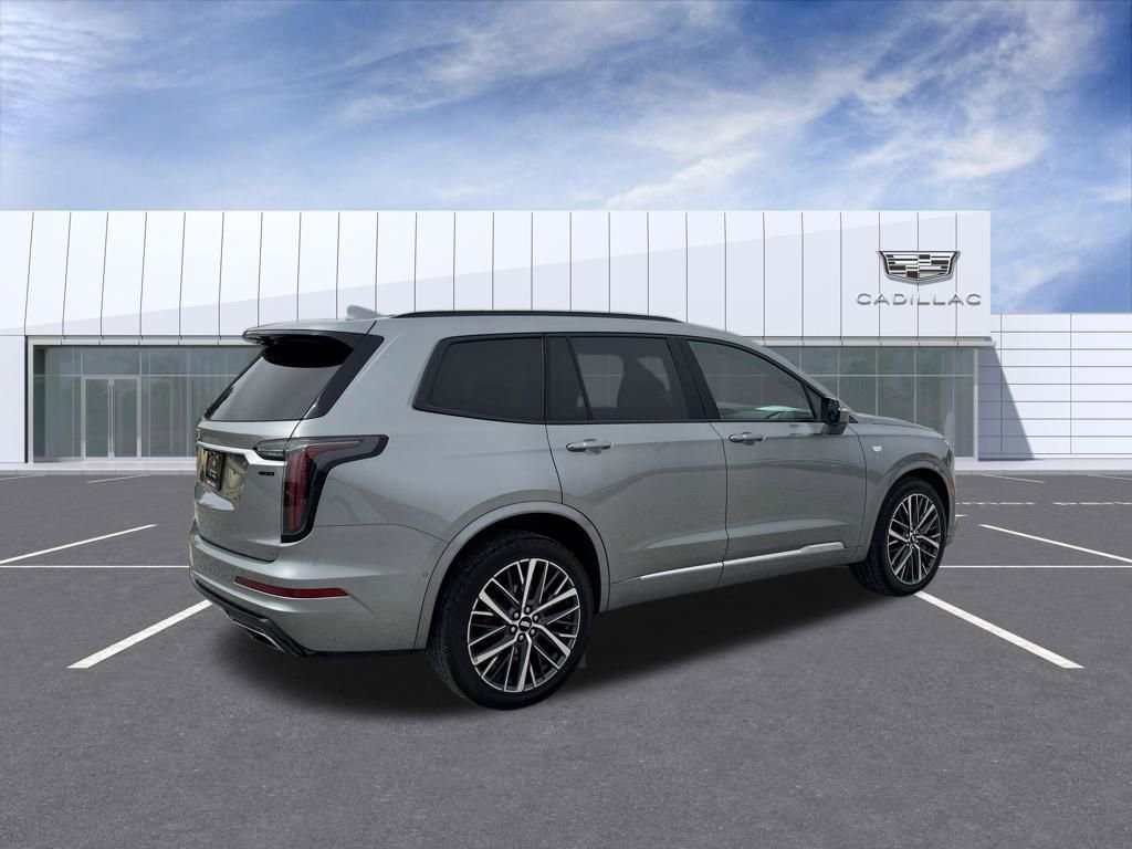 Used 2024 Cadillac XT6 Sport w/ Technology Package AWD/4WD image 3