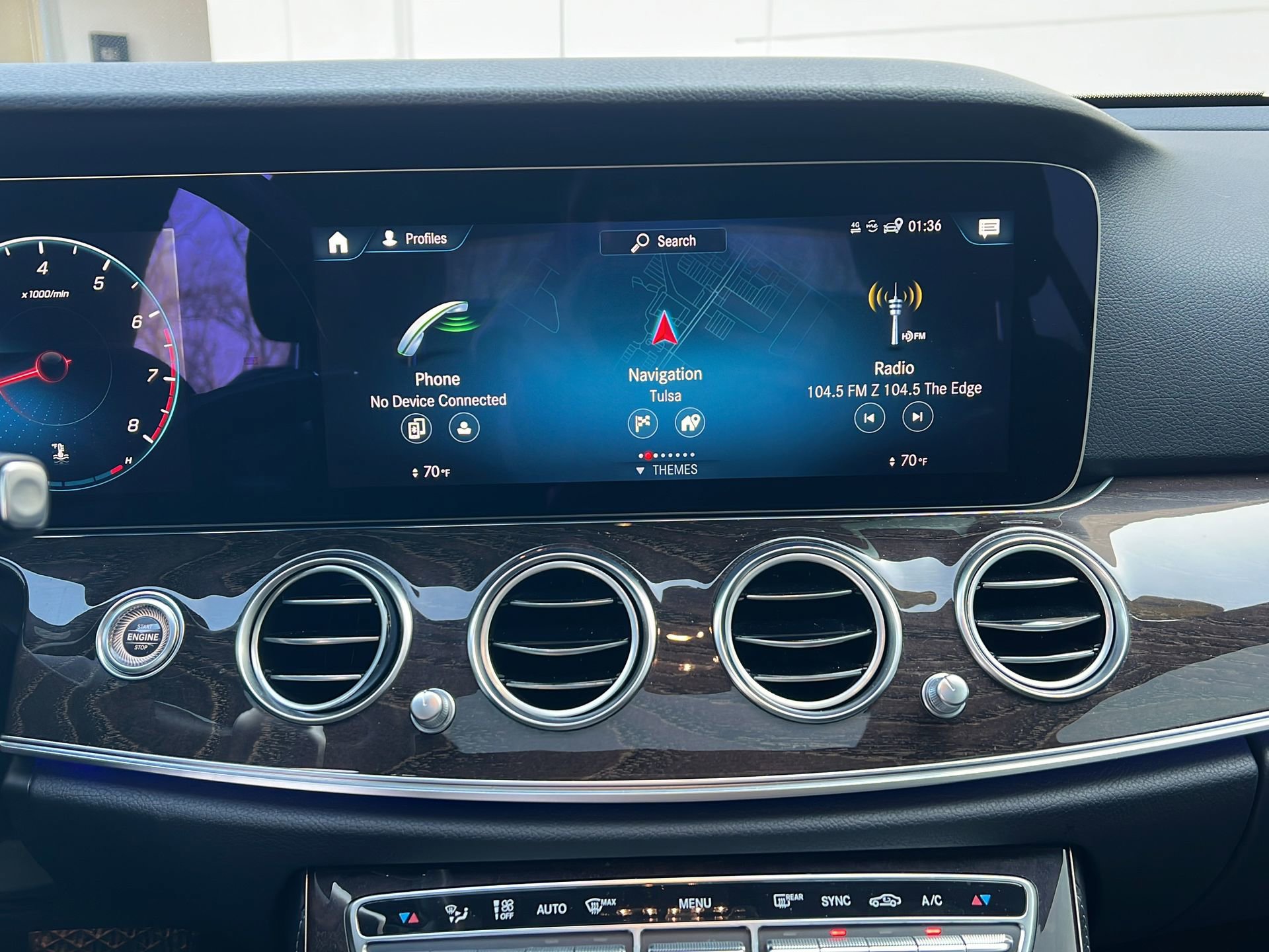 Used 2023 Mercedes-Benz E 350 4MATIC Sedan image 13