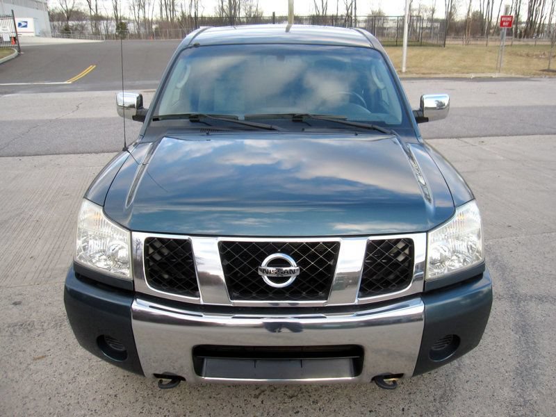 Used 2005 Nissan Titan SE AWD/4WD image 6