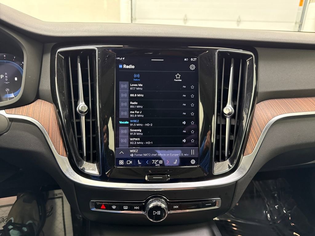 Used 2024 Volvo S60 B5 Plus image 17