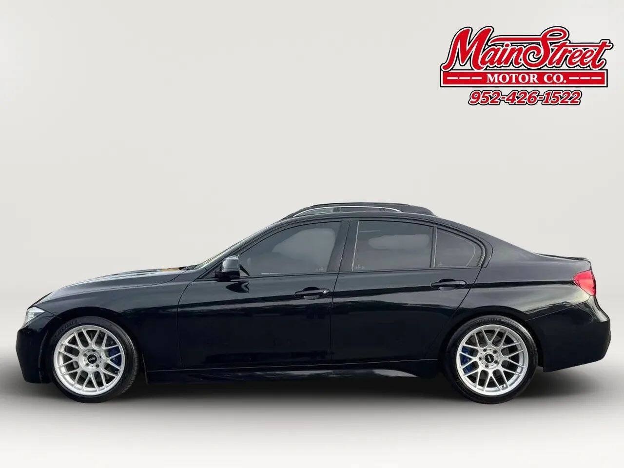 Used 2017 BMW 340i xDrive Sedan AWD/4WD image 4