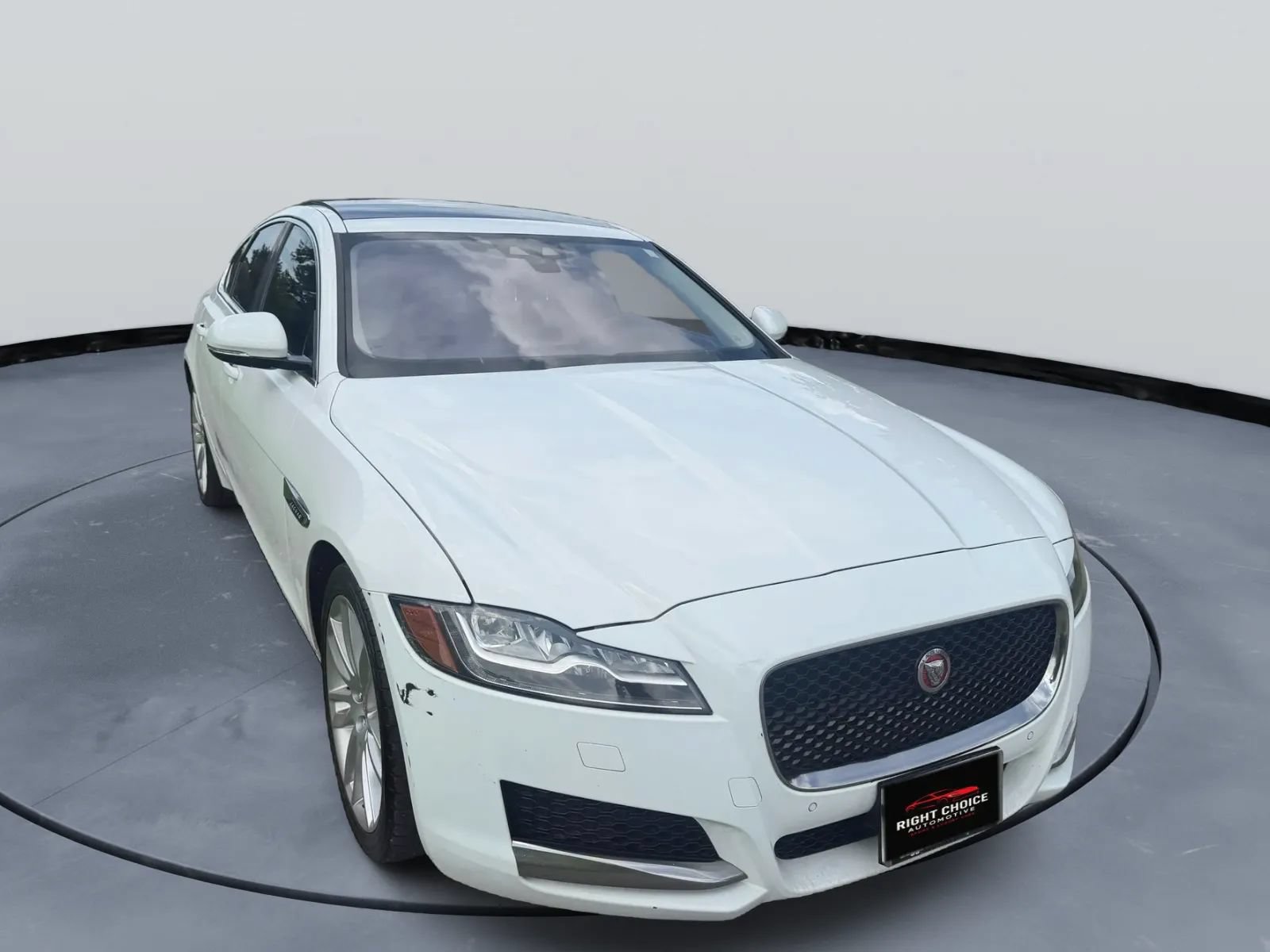 Used 2017 Jaguar XF Prestige