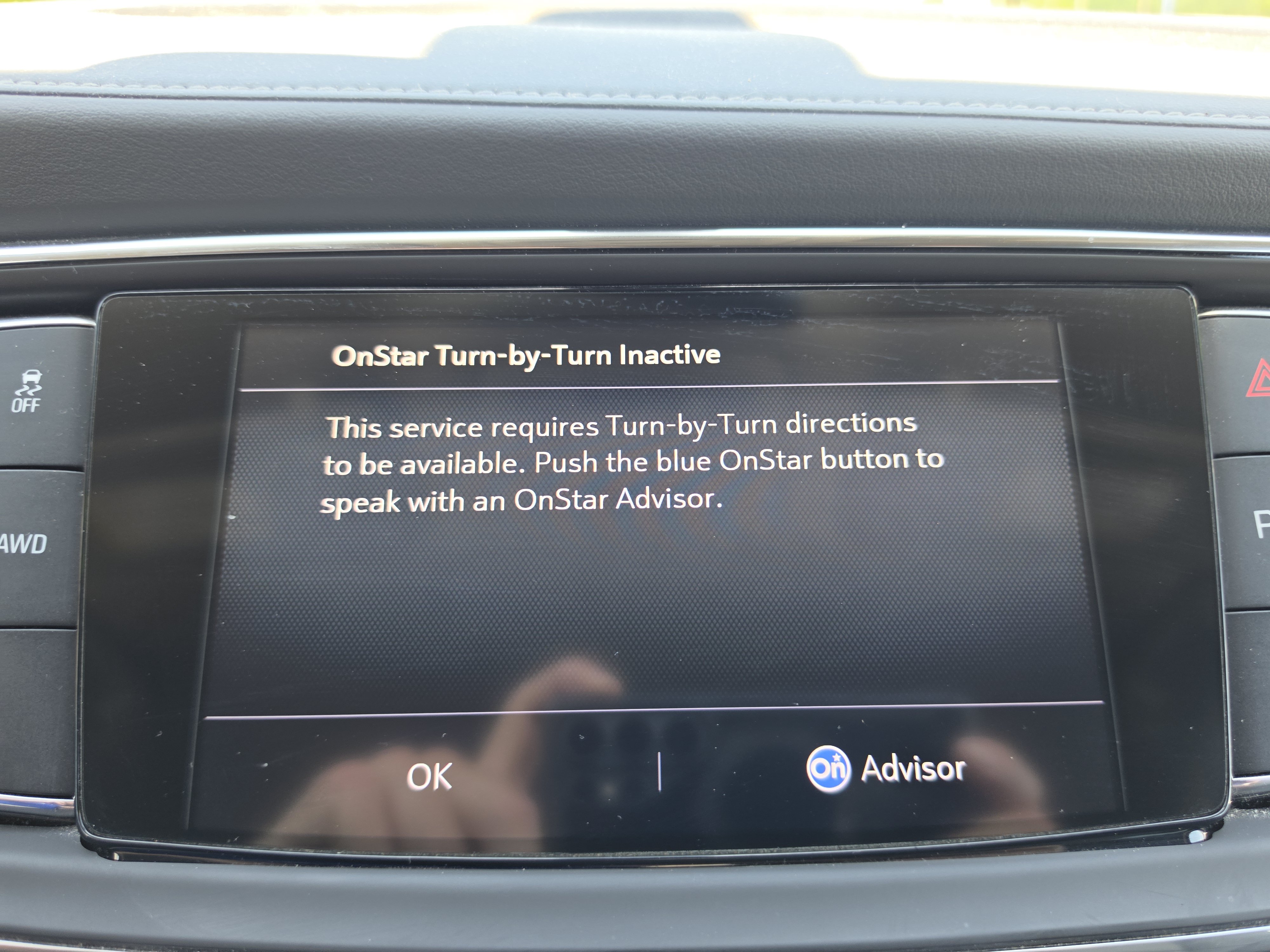 Used 2021 Buick Enclave Essence AWD/4WD image 31