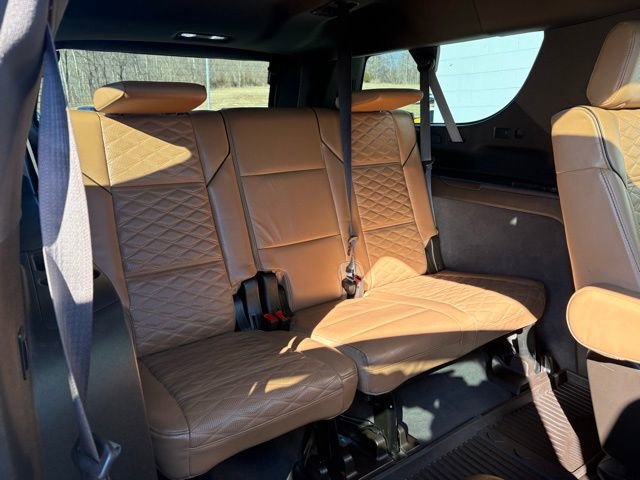 Used 2021 Cadillac Escalade ESV Premium Luxury w/ Performance Package image 35