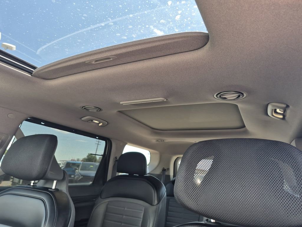 Certified 2024 Kia EV9 Land image 16