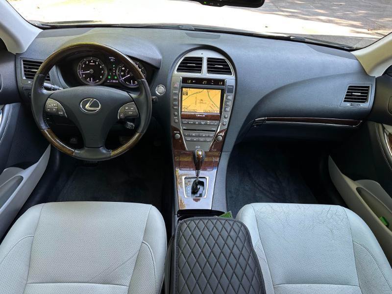 Used 2011 Lexus ES 350 FWD image 40
