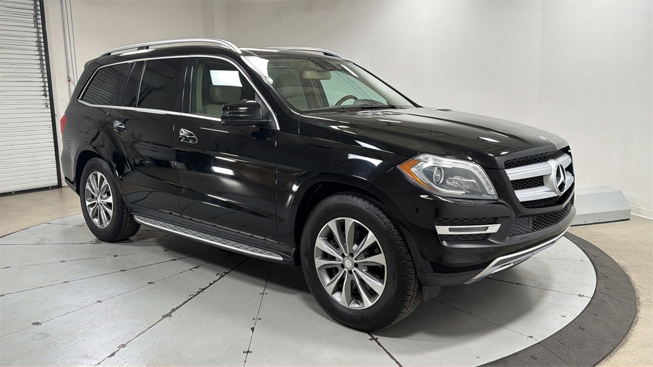 Used 2014 Mercedes-Benz GL 450 4MATIC image 3