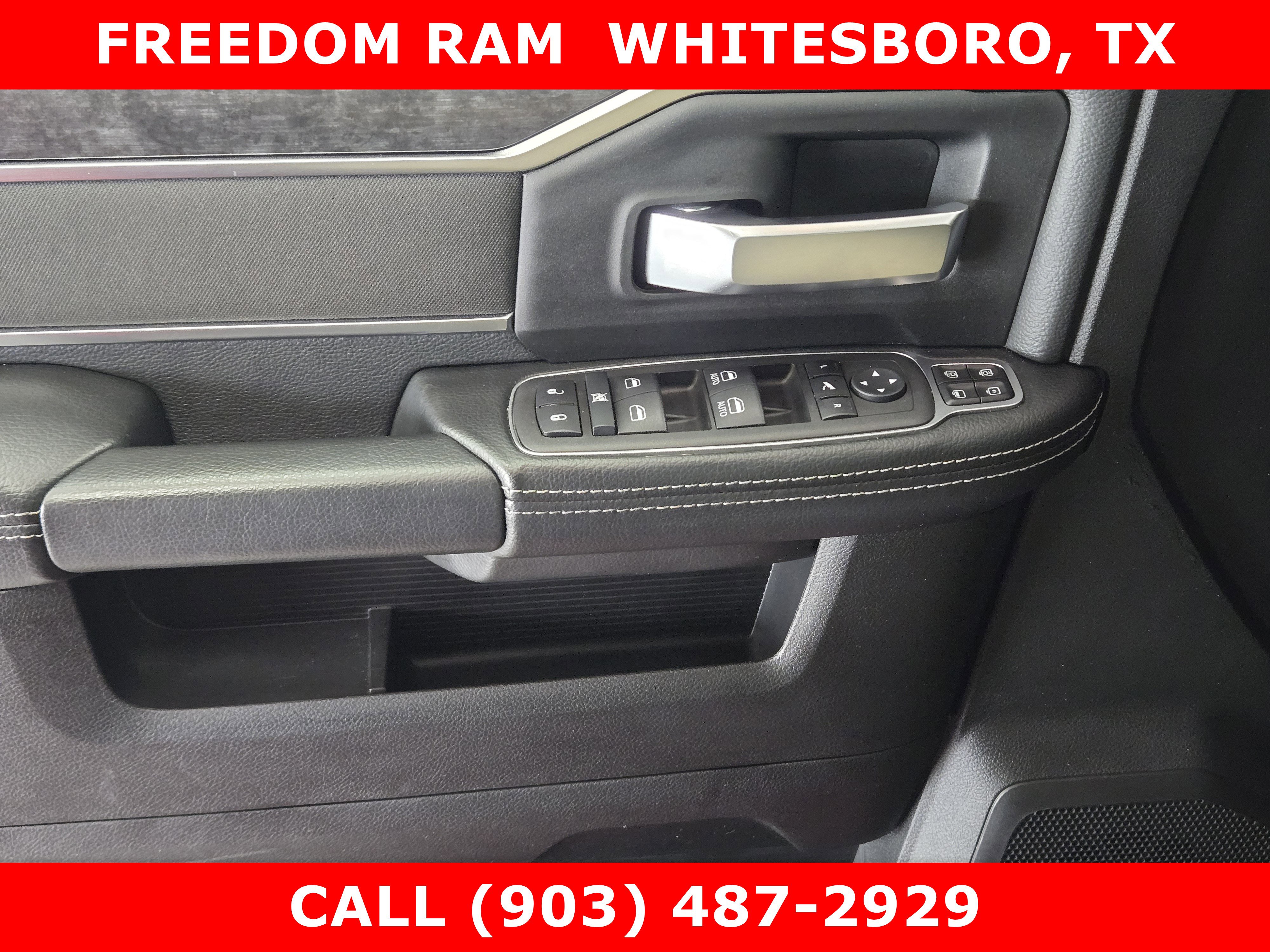 Used 2024 RAM 2500 Big Horn w/ Sport Appearance Package image 17