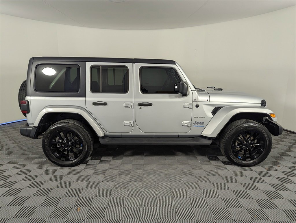 Used 2022 Jeep Wrangler Unlimited Sahara image 4