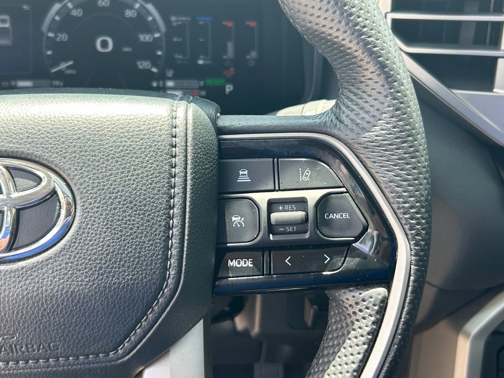 Used 2024 Toyota Tundra Limited AWD/4WD image 39