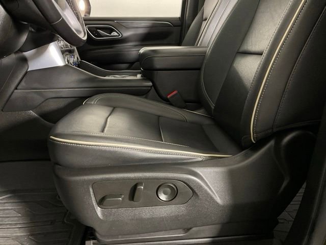 Used 2022 GMC Yukon SLT w/ SLT Luxury Package AWD/4WD image 32