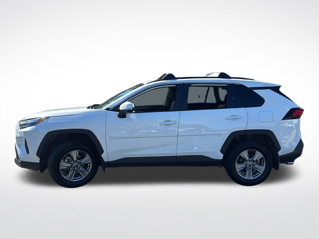 Used 2025 Toyota RAV4 XLE w/ Convenience Package AWD/4WD image 4