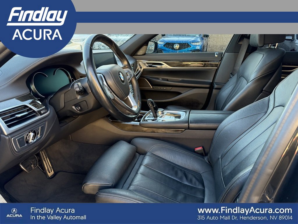 Used 2019 BMW 740i w/ M Sport Package image 11