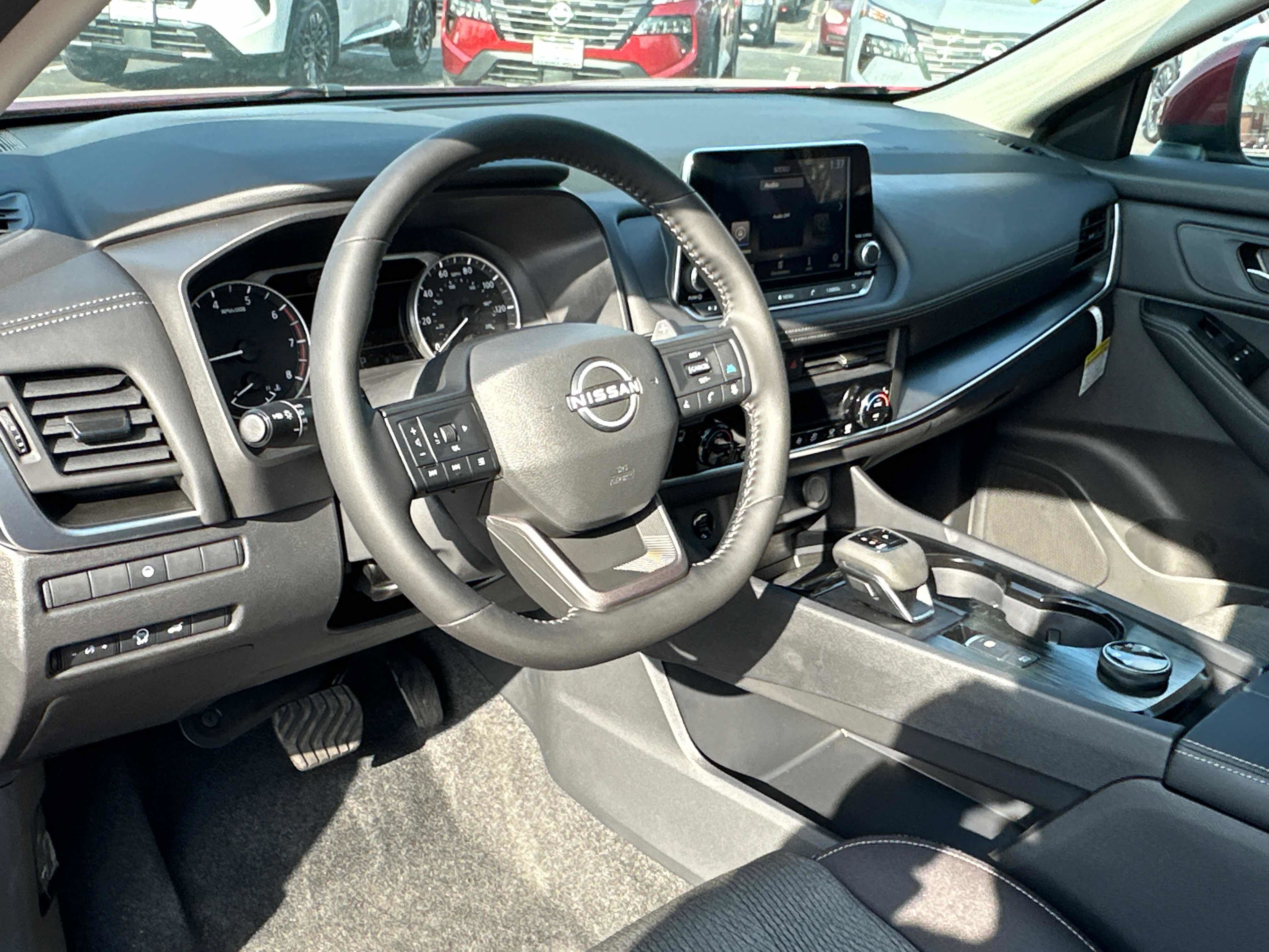 New 2026 Nissan Rogue SV w/ Cold Weather Package AWD/4WD image 30