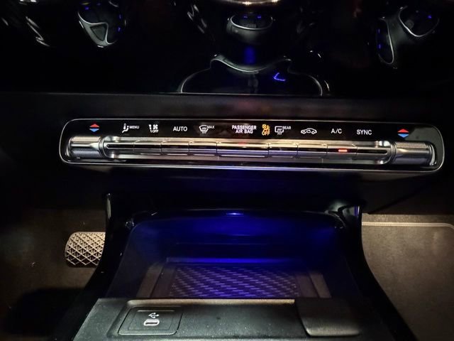 Used 2025 Mercedes-Benz CLA 250 image 19