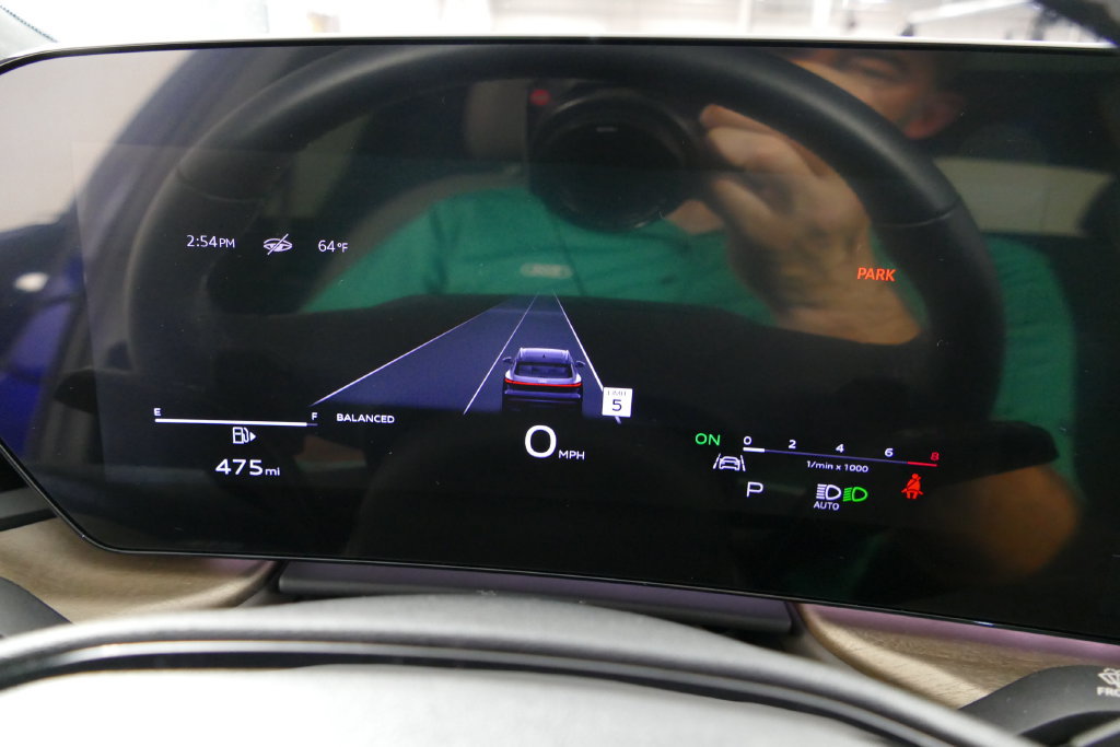 Certified 2025 Audi Q5 Premium AWD/4WD image 11