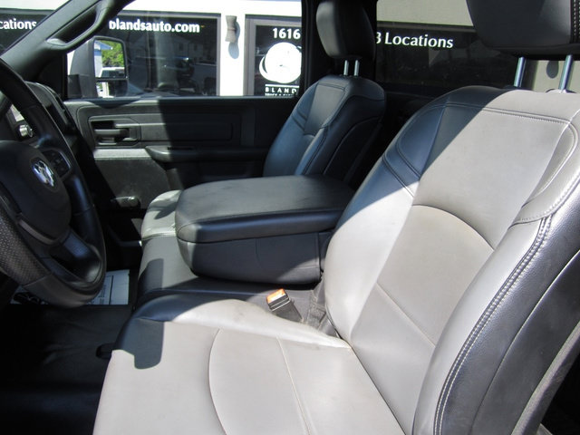 Used 2023 RAM 5500 Tradesman AWD/4WD image 7