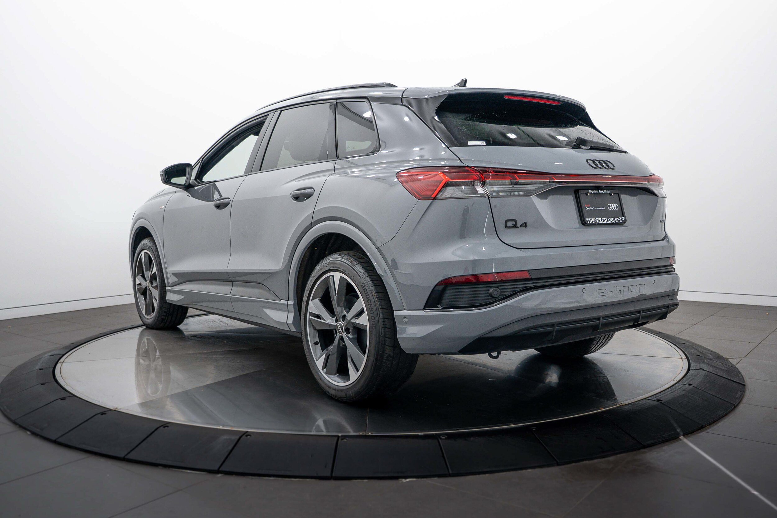 Certified 2024 Audi Q4 e-tron Premium Plus w/ Premium Plus AWD/4WD image 5