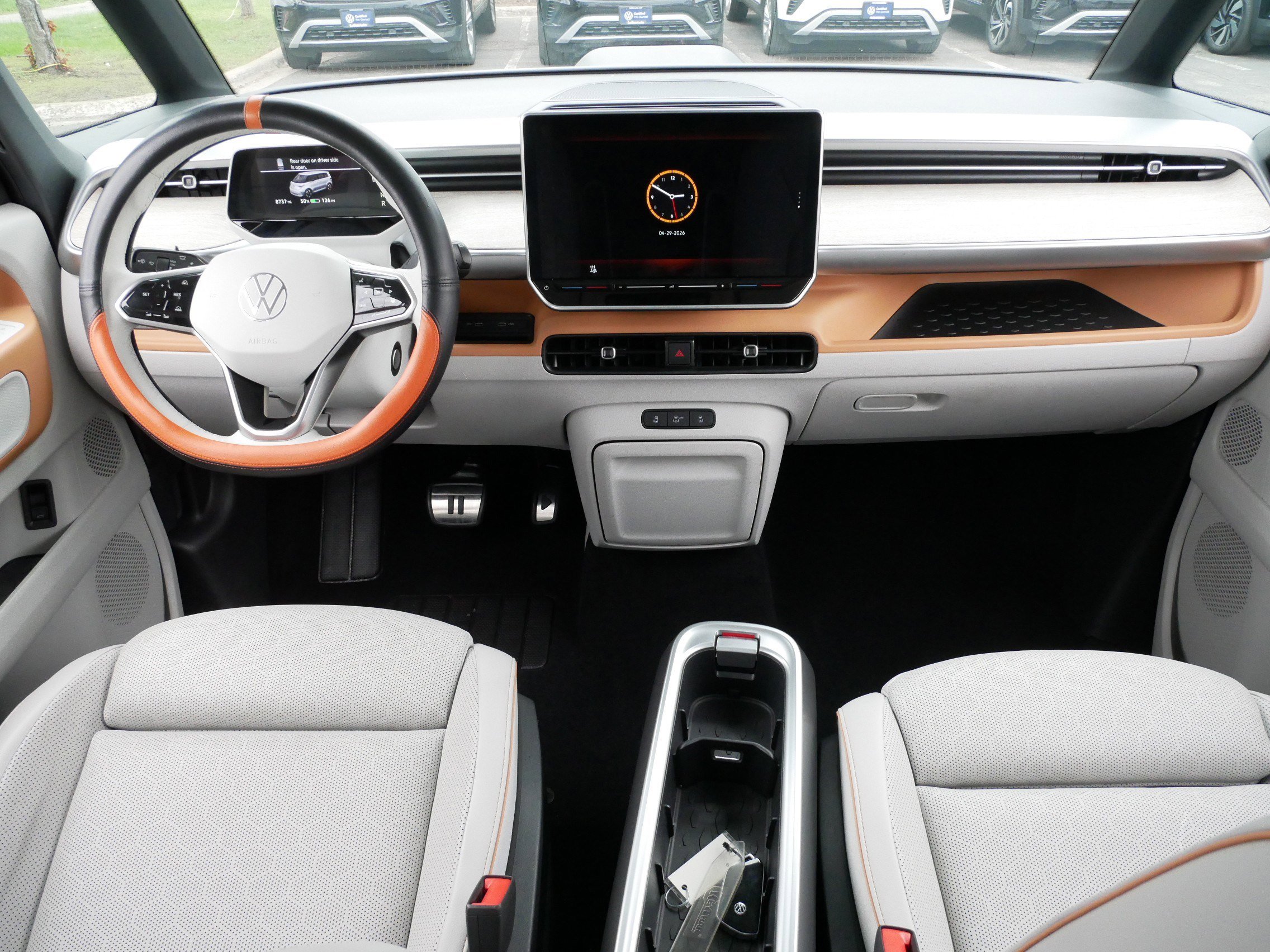 Used 2025 Volkswagen ID. Buzz 1st Edition RWD image 10