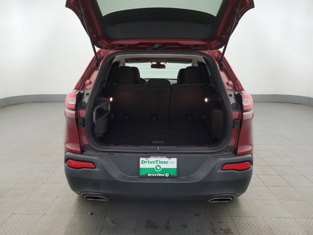 Used 2016 Jeep Cherokee Latitude w/ Cold Weather Group image 29