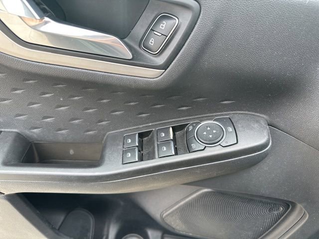 Used 2020 Ford Escape SE image 20