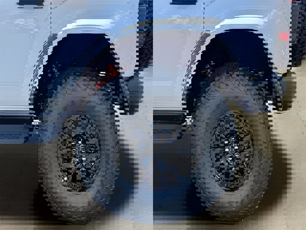 New 2025 Ford Bronco Raptor image 38