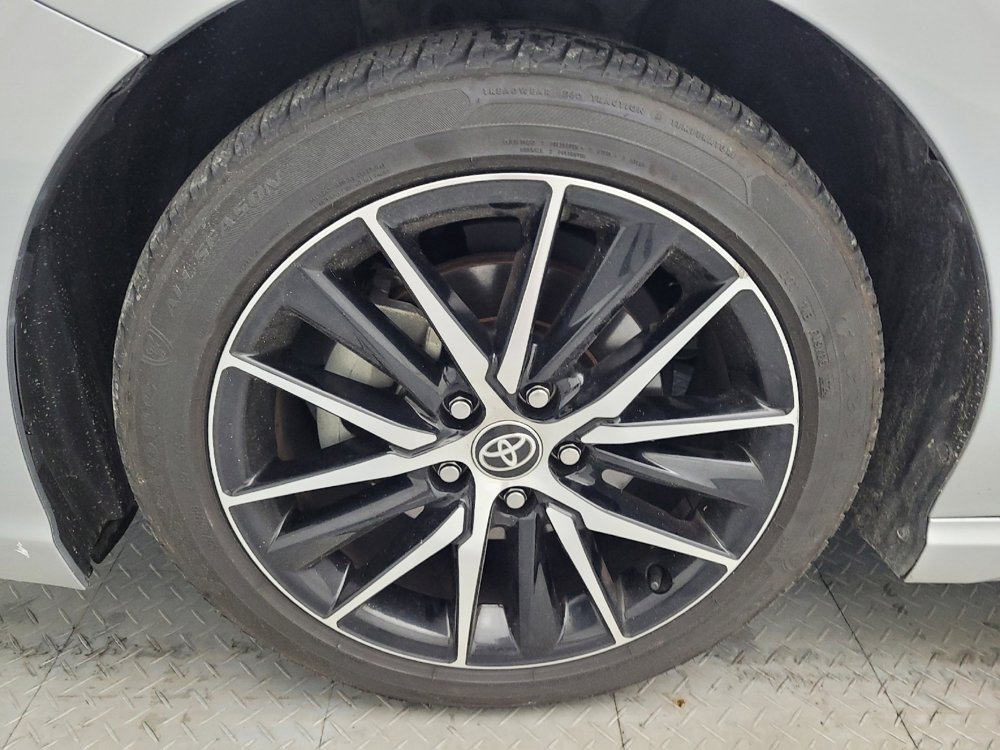 Used 2022 Toyota Camry SE image 31