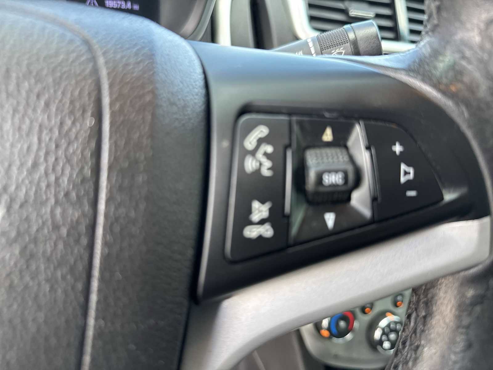 Used 2020 Chevrolet Sonic LT w/ Convenience Package FWD image 24