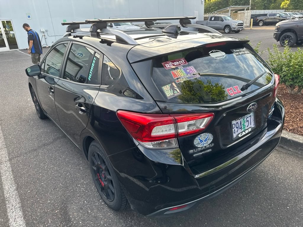 Used 2018 Subaru Impreza 2.0i Premium w/ Popular Package #2 AWD/4WD image 4