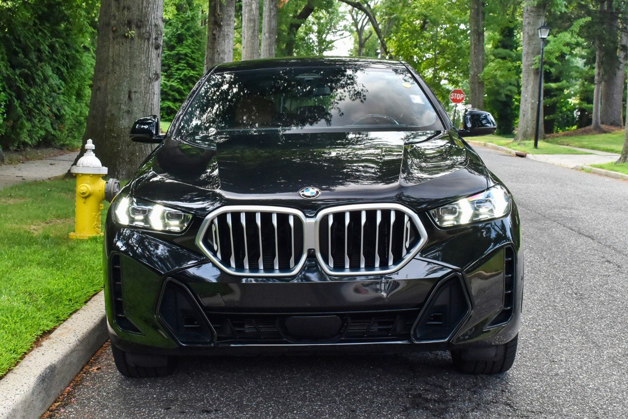 Used 2026 BMW X6 xDrive40i AWD/4WD image 11