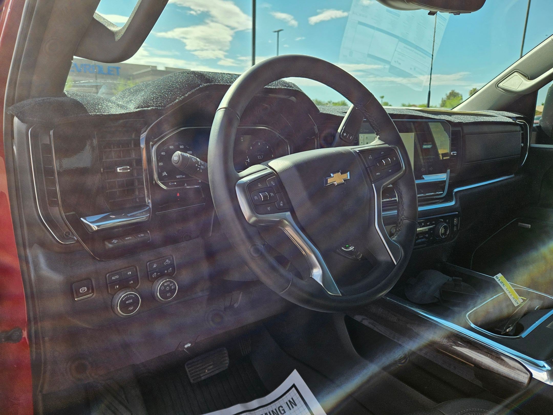 Certified 2024 Chevrolet Silverado 2500 LTZ w/ LTZ Premium Package AWD/4WD image 15