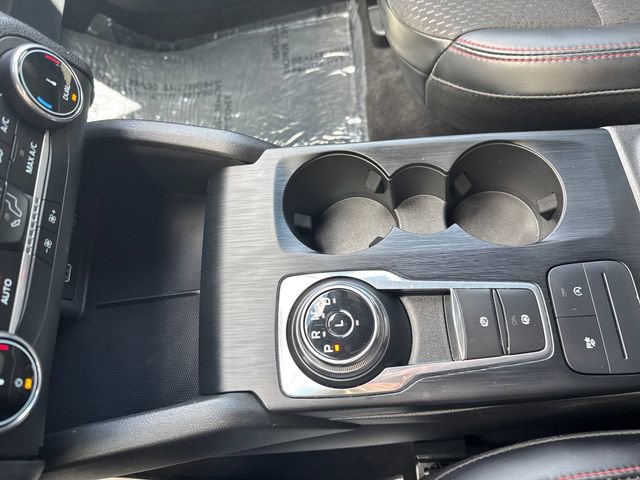 Used 2025 Ford Escape ST-Line image 24