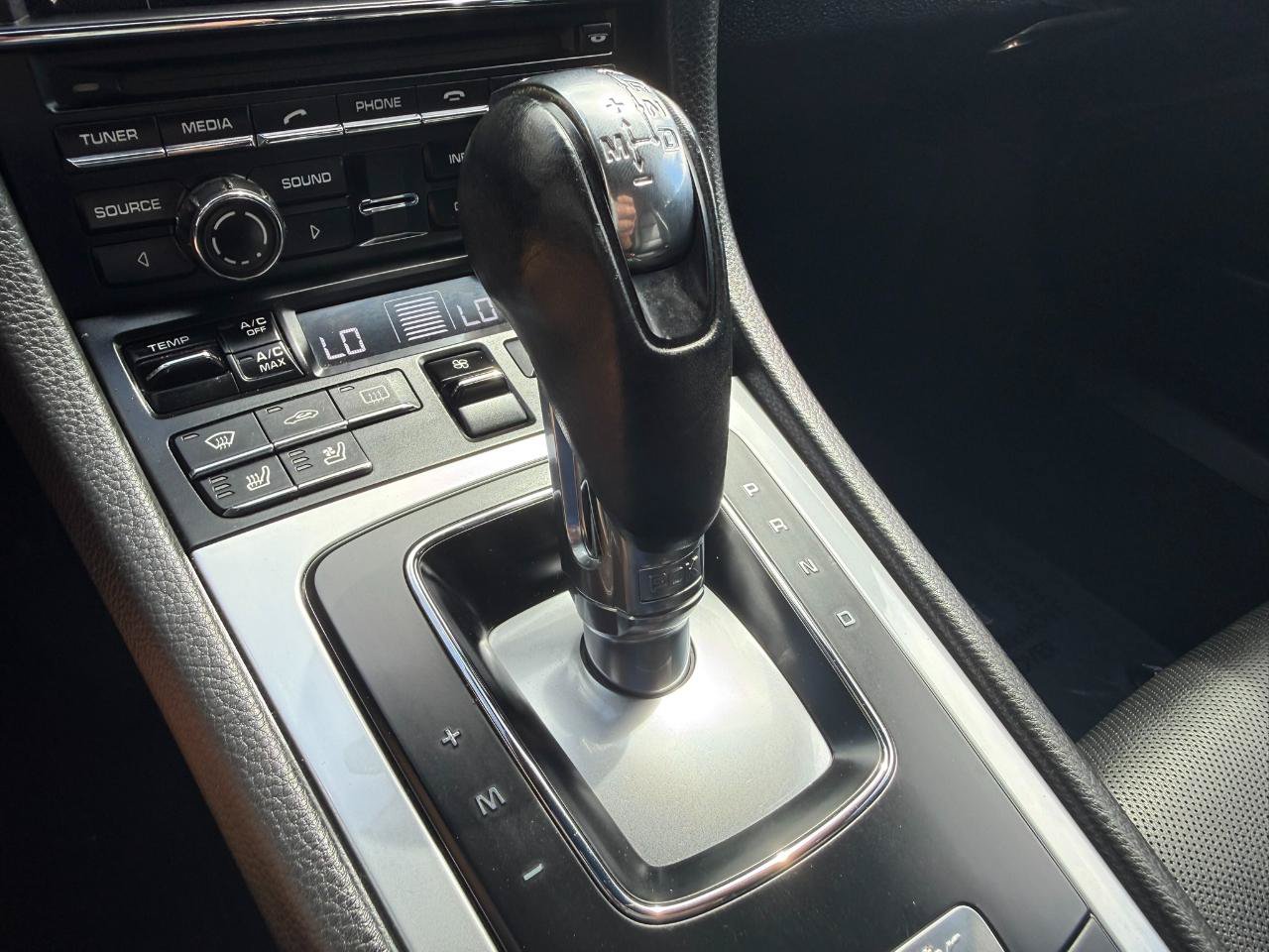 Used 2015 Porsche Boxster RWD image 34